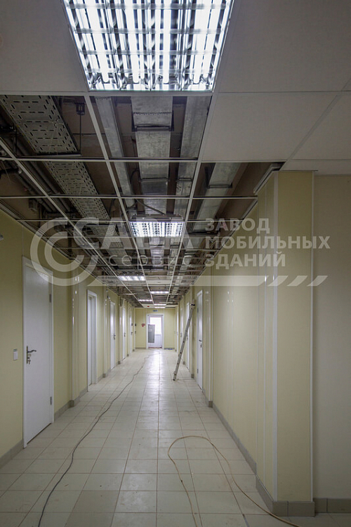 Служебно-эксплуатационный блок